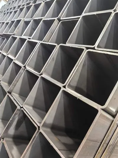 আয়তক্ষেত্রাকার ফাঁপা বিভাগ